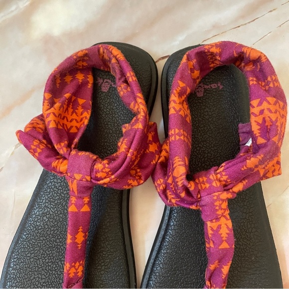 Sanuk Yoga Mat Sling Sandal Purple Orange Tribal Fabric Women’s size 9 Summer - Picture 3 of 7